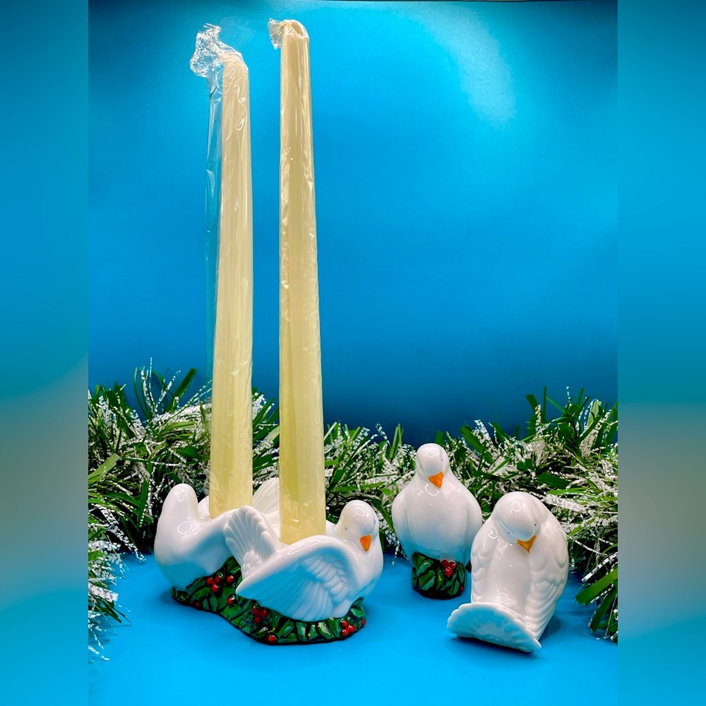 Holiday Doves 1993 Avon NIB S&P shakers w/matching candle holder & taper candles